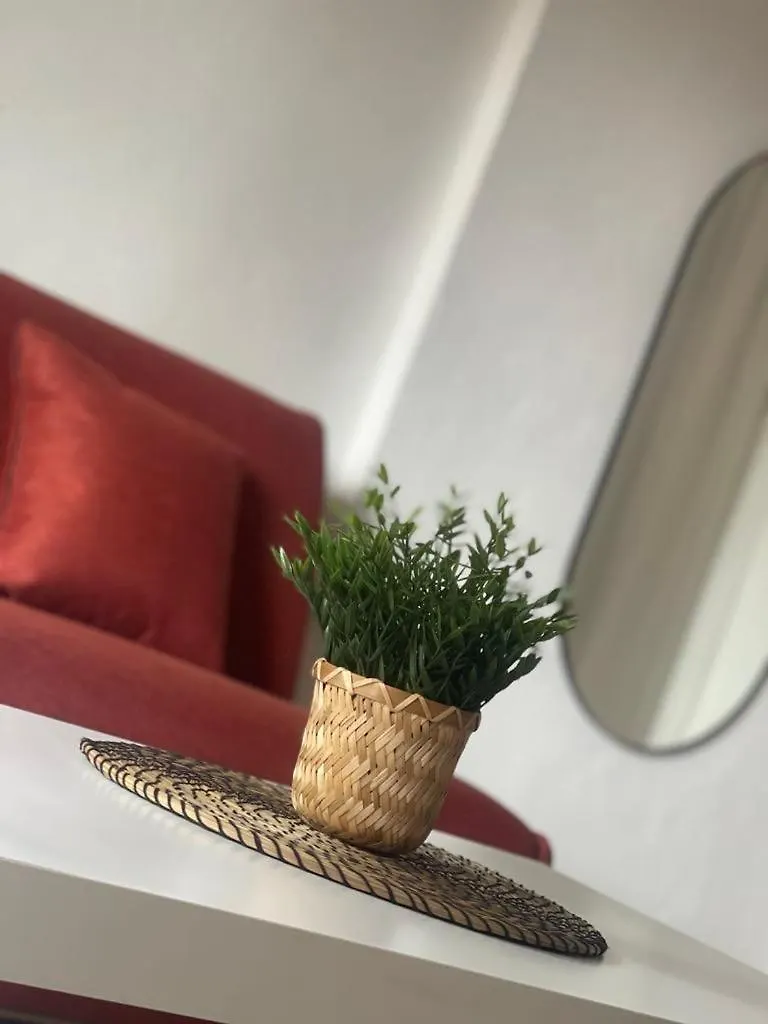 Apartment Joli Studio Au Centre De Juan Les Pins France